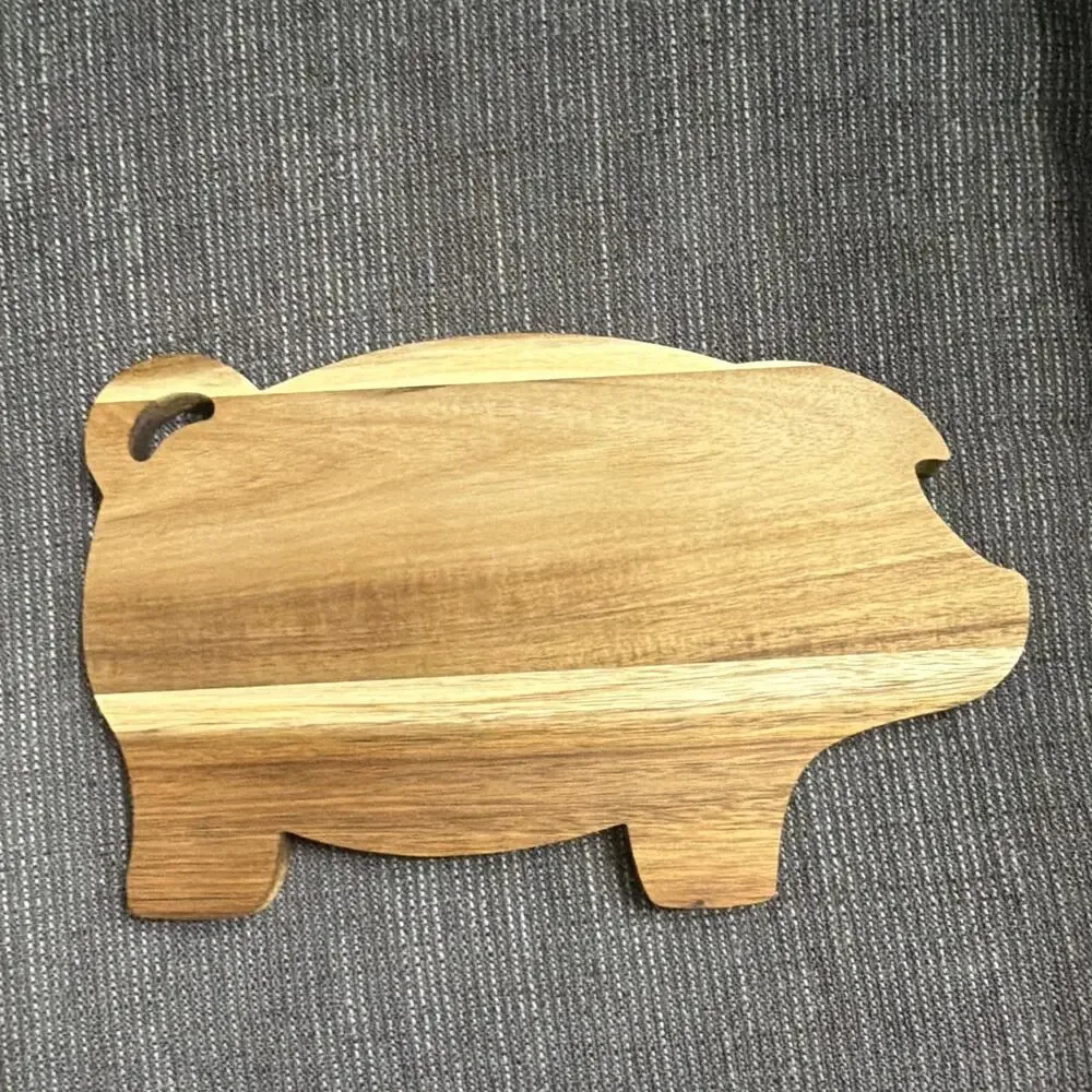Pig Shaped Wood Cutting Board with Butcher Meat Cuts Diagram, Brown